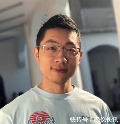 姚彦|许昕儿子把懒当爸爸,老婆发文调侃,透露许昕很少回家让人心酸