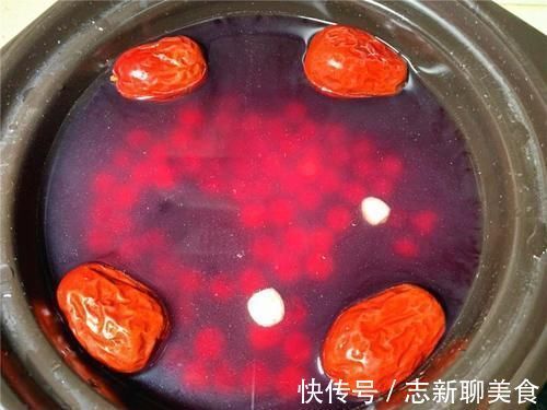 美容养颜|79岁奶奶说:这3样一起煮,女人喝能美容养颜,孩子喝能明目补脑