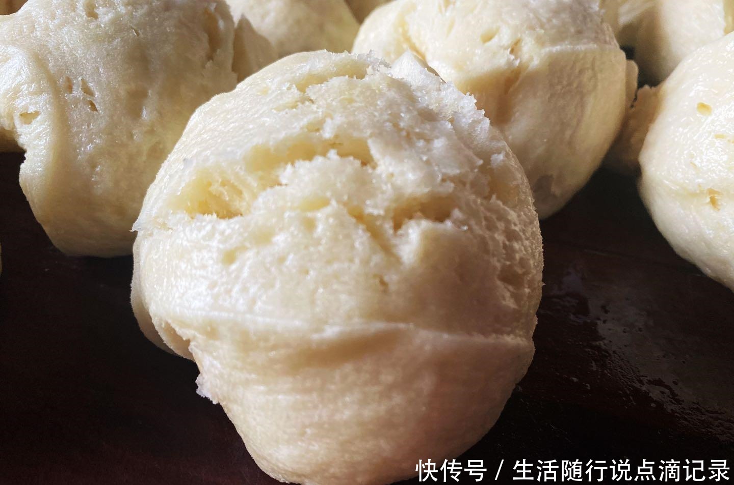 用酵母粉|用酵母蒸不出好吃馒头,有可能是方法错了,关键4点得注意