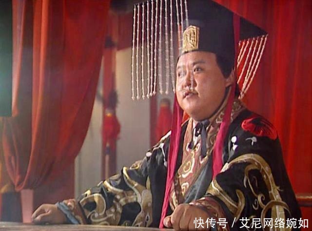 抱憾|诸葛亮抱憾病逝五丈原,却有一人拍手大笑,高喊蜀汉有救了