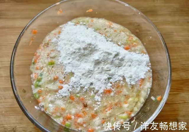 山药鸡蛋饼|一根山药，2个鸡蛋，简单一做，比面包还香，再挑食的孩子也爱吃！
