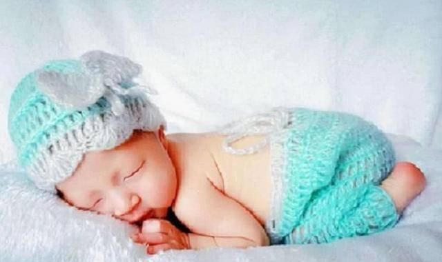 差别|孩子从小跟老人睡,三岁后三个地方差别很明显,很多宝妈看完后悔