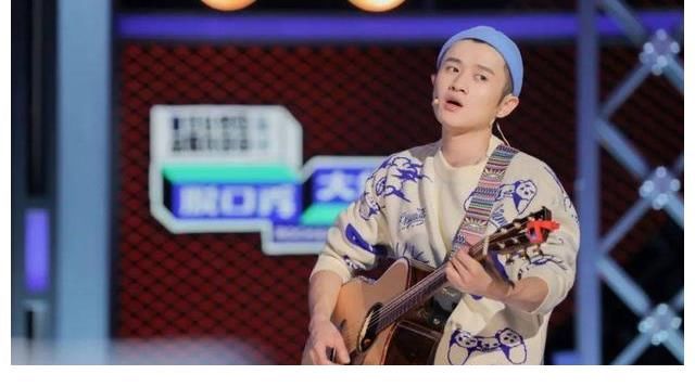 脫口秀大會(huì)舉辦了4季，冠軍都是誰(shuí)？現(xiàn)在怎么樣了？