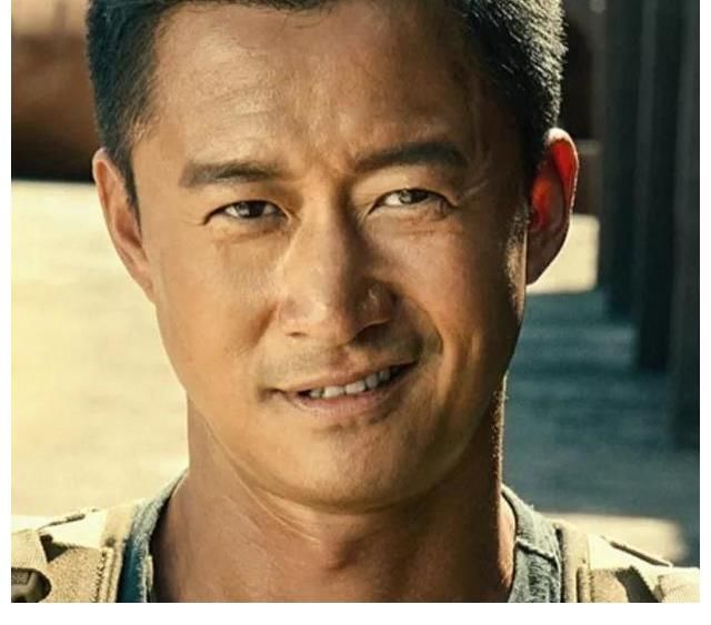 《快樂大本營》又開播，已邀請吳京和易烊千璽做嘉賓，繼續(xù)造星