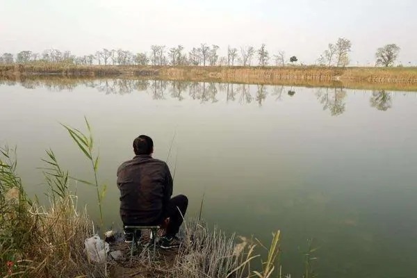 冬天野钓,了解“三大要素”再出门,不然喝一天西北风