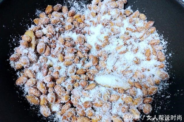 秋天,吃板栗核桃不如吃它,味香便宜,现在存一袋可以吃整年