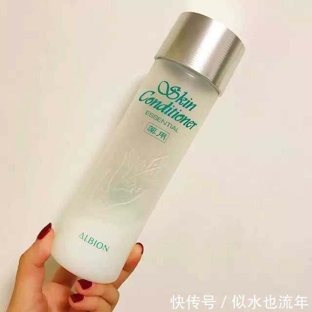 下巴|这些品牌的护肤爽肤水补水保湿美白抗氧化,让你肌肤深层滋养补水!