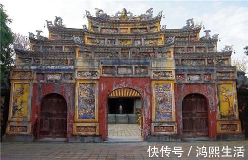 越南|越南武庙供奉18人，有12人是中国武将，个个家喻户晓，你认识几个