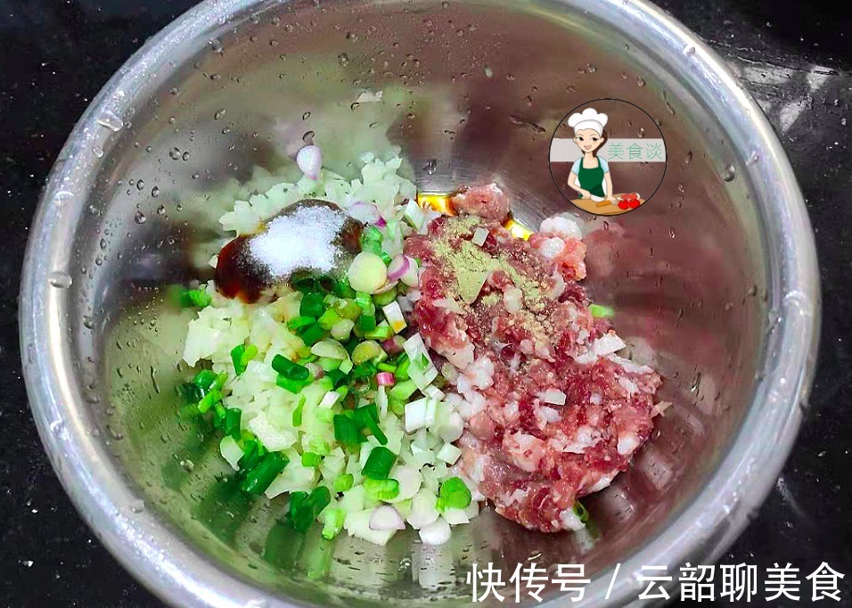 鲜香|夏天要多吃蒸菜,此菜蒸一蒸15分钟搞定,鲜香好消化,营养不上火