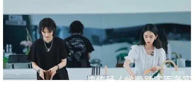 当厨房手忙脚乱，黄晓明被怼到憋屈，我才开始理解林大厨的感受