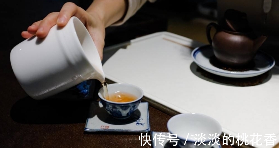 春风秋月#原创七言绝句《诗酒醉流年》,写的是一种淡泊、恬静的心境