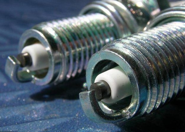 汽车里程值超过10万公里,不要着急开车,先