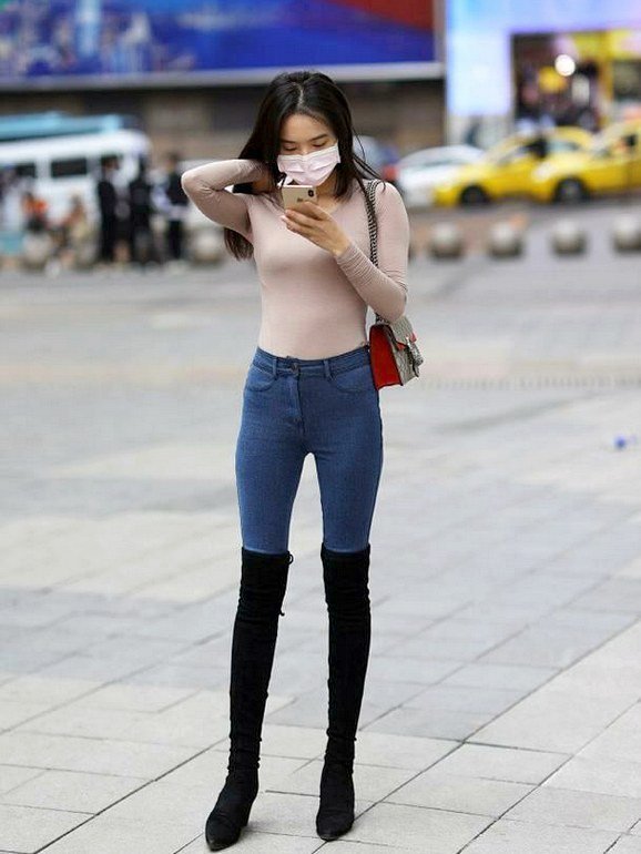 外型 秋冬季如何保暖小姐姐的教科书式穿搭,让你轻松拥有