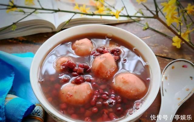 红豆和它天生一对,早晚喝点,排出体内湿气、毒素,体重更轻了