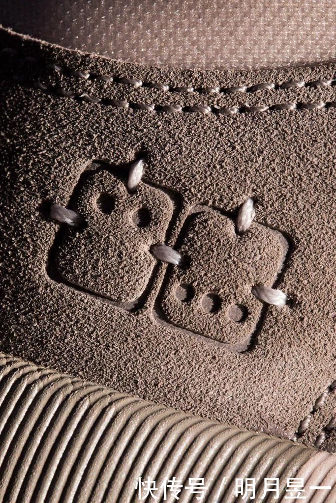 玉石 永远滴神!兵马俑 AJ 套装上脚太帅了!冠希刚晒出隐藏玩法!