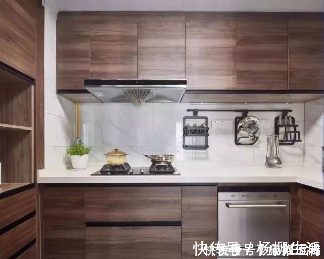 三室两厅|92平挤出三室两厅,一进屋就被迷住了!餐厅设卡座更实用!晒晒!