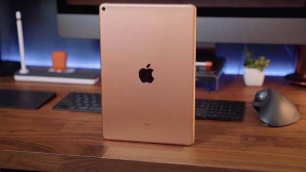 ip苹果 20 寸巨型 iPad 首曝光：竟是完美的折叠屏设计