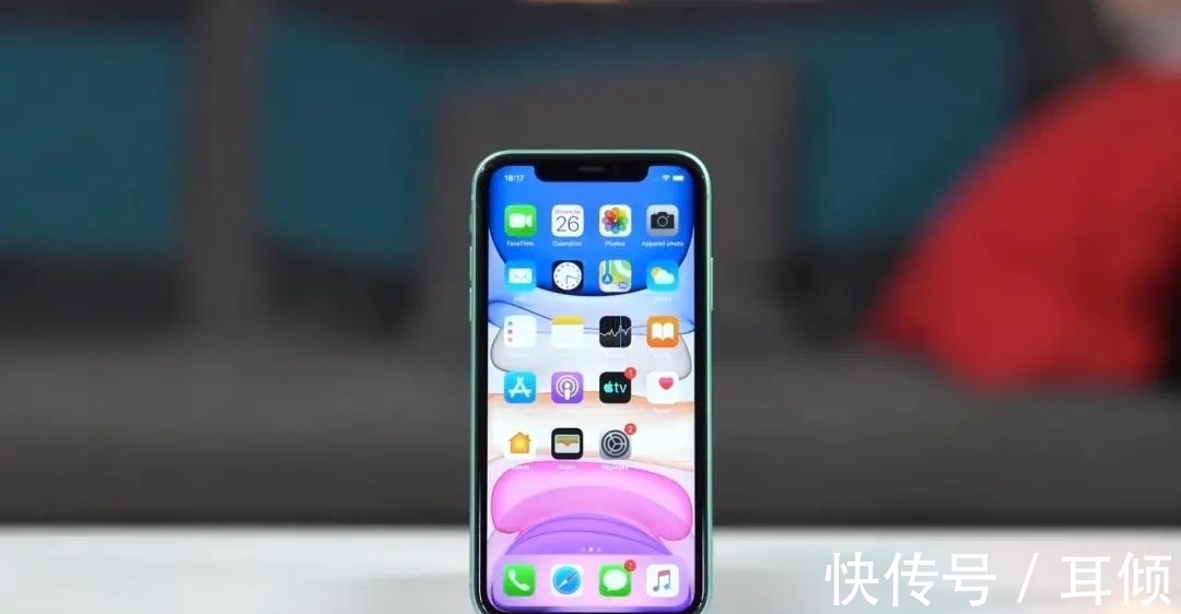 新机|华为荣耀小米三连发，国产手机百花齐放，苹果iPhone很无奈