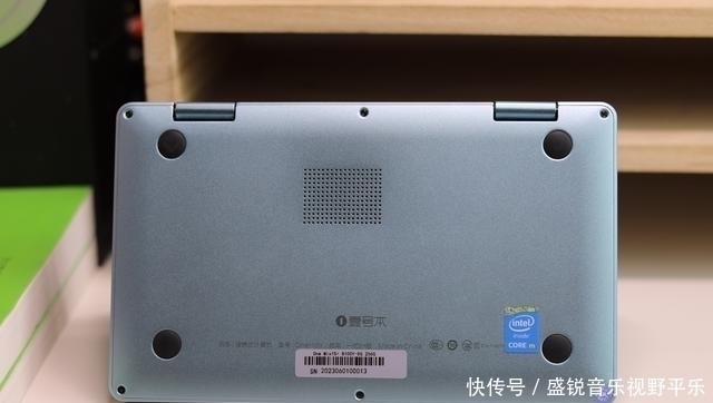 酷睿m3处理器|能装进口袋的国产笔记本，7英寸+酷睿M3处理器，适合商务出差办公