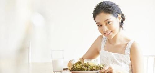 体重|学会瘦子5个吃饭的细节，让总热量减少20，体重更快瘦下来