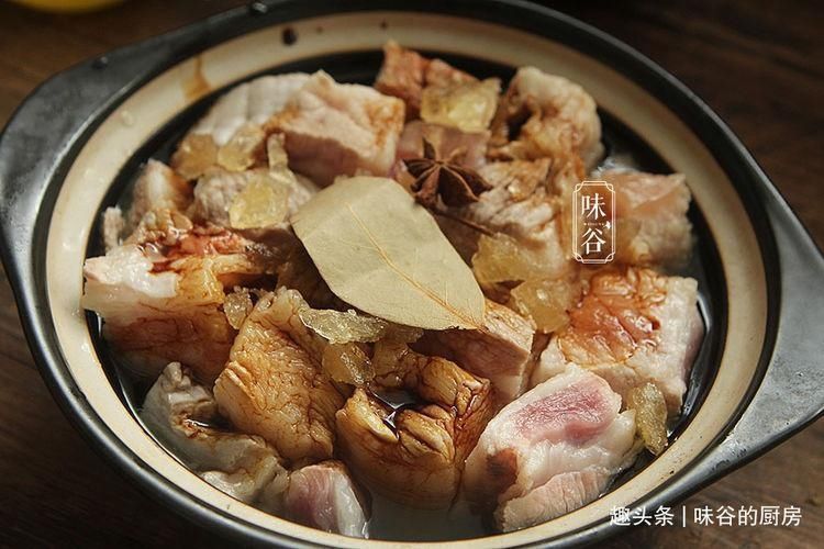 好吃|家传20年的红烧肉做法,不放水不加盐,还不用炒糖色,简单更好吃