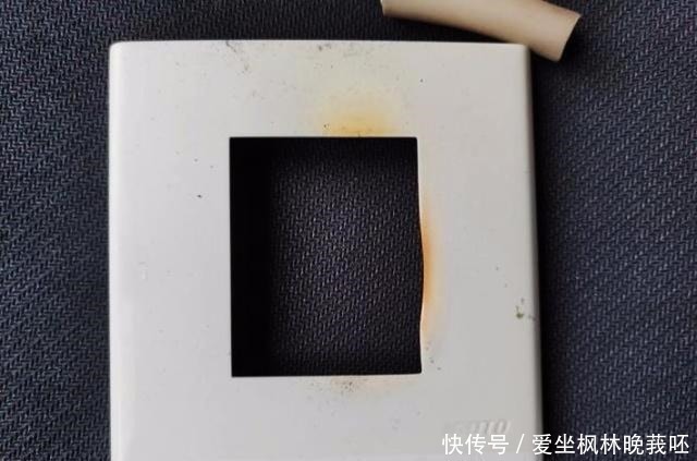 最后气|刚入住插座就烧成碳了,只因装修时多说一句话,业主恨死电工了!