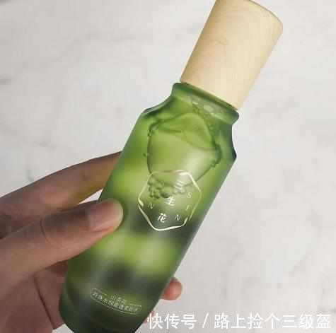 乳液|屈臣氏里便宜大碗的水乳,不仅保湿效果好,滋润度还一级棒