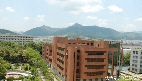 江西又新增一所大学，由学院转设成大学，新校名很霸气，成功出圈