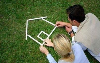 一个月|掌控一个月中女性的荷尔蒙规律，你就知道该怎么去“对付”她