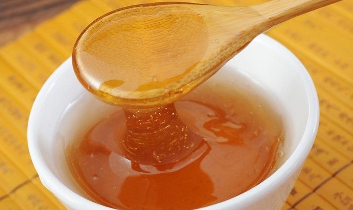 早上起床|肚子比胸还要高，教你正确饮用淡盐水，帮你轻松搞定大肚腩