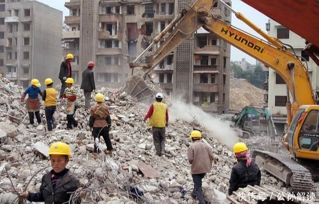 收缩性|旧房拆迁补偿，有人选房子，有人选钱，选错只能吃闷亏了！