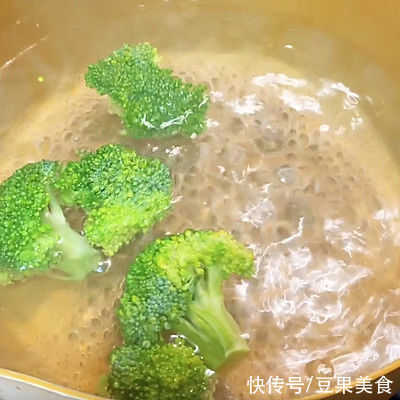 鸡胸肉果蔬沙拉|怎么办,我已经长胖10斤了,今天开始减肥!| 鸡胸肉