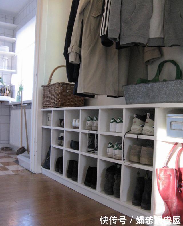 墙面|入户别装鞋柜了,这样设计实用上档次,推开门就是惊喜