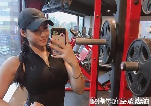 力量訓練|32歲辣媽健身房擼鐵10年肌肉強壯，自律的女人實在很強悍了！