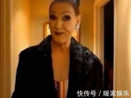 化妆|60岁大爷化妆成一美人,和年轻小伙约会,不仅没被发现还成功了