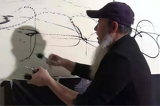 闫芳|从马保国到闫芳:“孔乙己大师”的现代生活