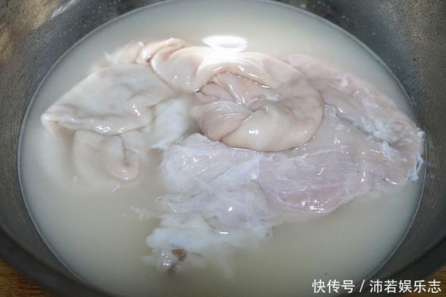 香料|地方美食卤大肠,三个步骤教你清除异味,用对香料巧做诱人肥肠