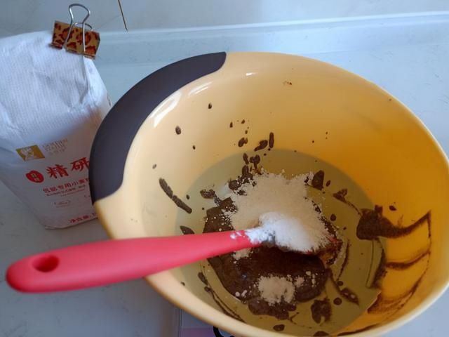 做芝麻红枣糕啦！不加糖也甜甜的，秋后1天2块我从不间断