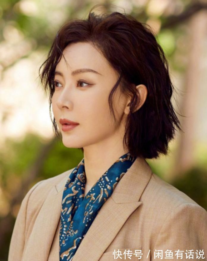 发型 女人过了50岁放弃长发吧,留短发会更适合你,主要因为这3个原因
