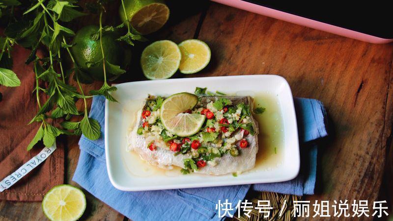 简单好吃的清蒸鲈鱼，味道好肉质鲜，酸辣开胃瞬间打开食欲