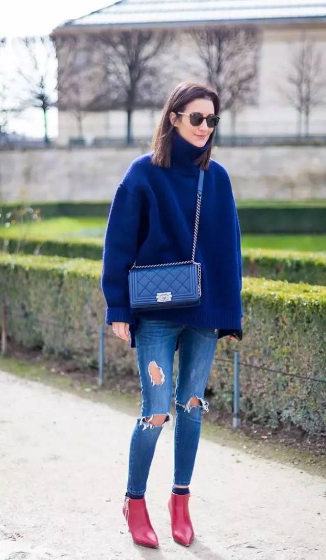 别人穿毛衣成了女神，你却成了村姑，只因为你不会这样穿！