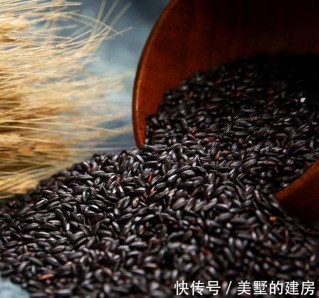 白头发|有了白头发最好不要染,多吃此几样食物,让白头发少一点