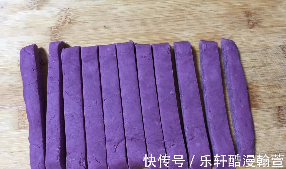 美味|紫薯营养丰富,搭配满满的芝麻,炸出美味的小吃