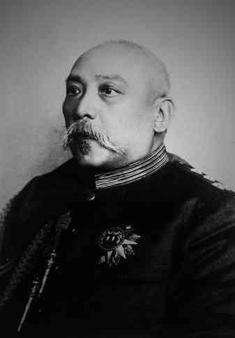 冯巩|相声演员冯巩的出身不简单，曾祖父是爱财不爱权的“大总统”！