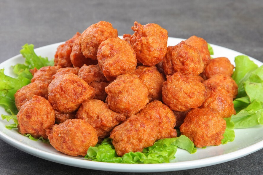 炸肉丸，别只会放面粉了，多放这3样，丸子外酥里软，凉了也不硬