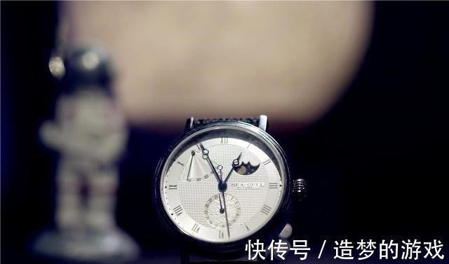 礼盒 年轻人的第一枚机械中国芯海鸥机械表月相礼盒体验分享!