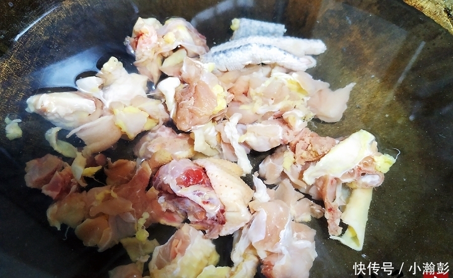 鸡汤加三七营养价值高,就是贵,换成它营养不变,价格便宜