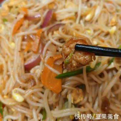 泡米粉|这是海鲜炒粉最正宗的做法，好吃到爆