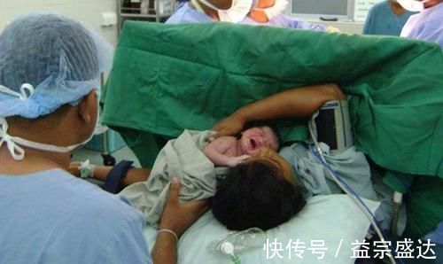 宝宝|为何刚生完娃，护士就抱宝宝给产妇看并问“是男是女？”别有目的