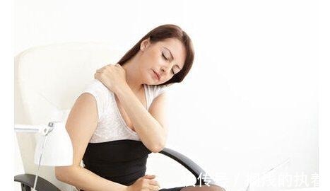 月经紊乱|女人雌激素减少,这5件事要少做,容易老得快,多吃3物,细皮嫩肉!